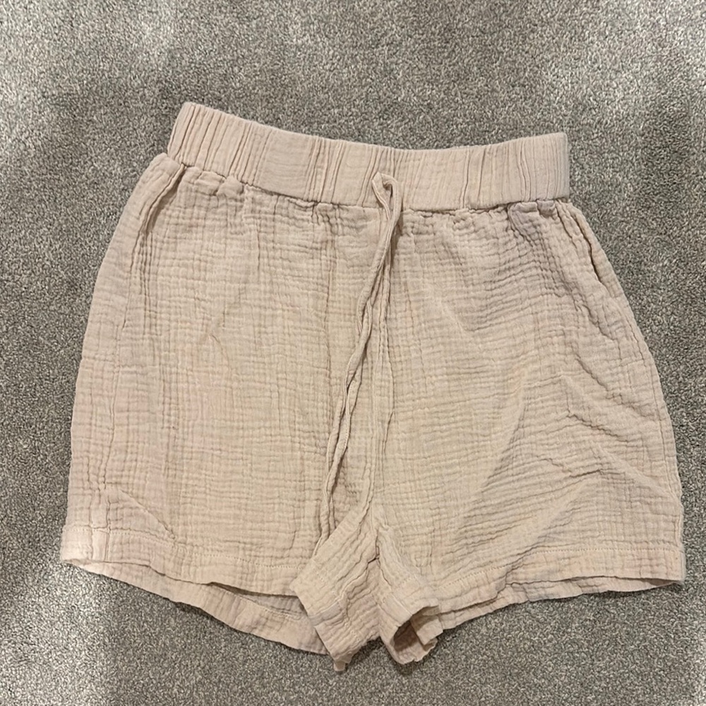 SHEIN Cream High Waist Shorts with Elastic Waistband